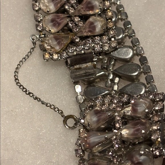 Vintage Bracelet and Clip On Earrings, Rhinestone - Picture 3 of 8